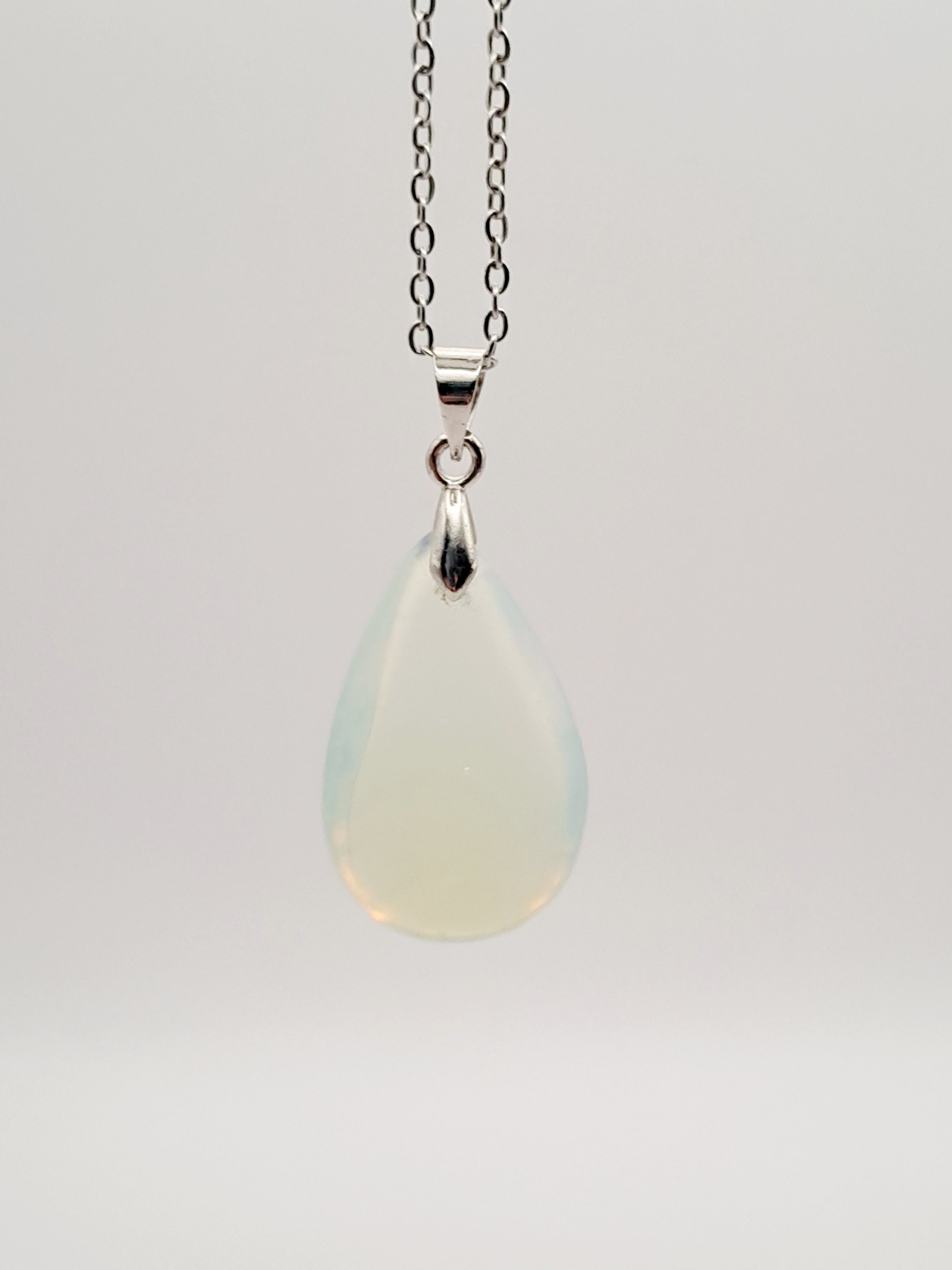 Ketting met Opaliet druppel