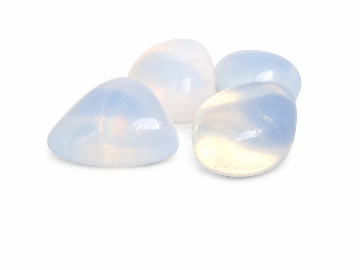 Opaliet trommelsteen 2 tot 3 cm